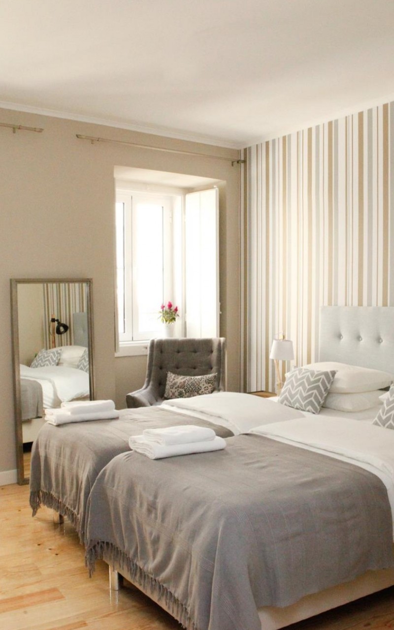 Flores Guest House App